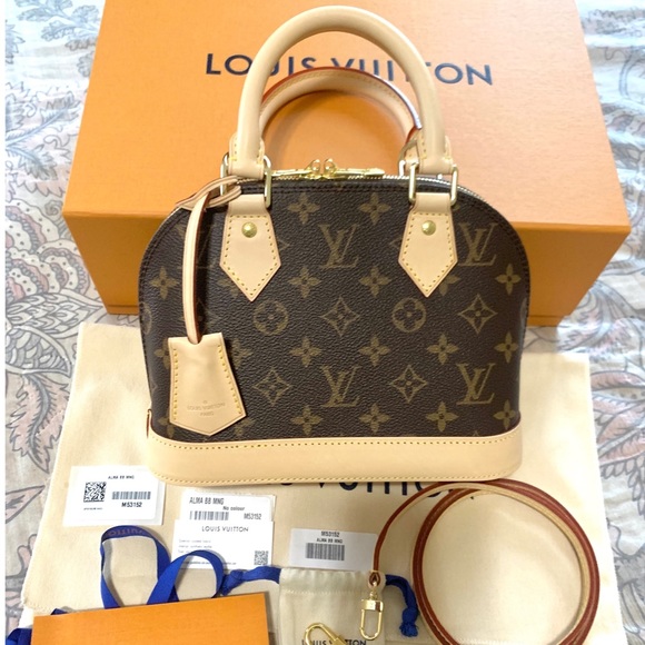 🆕😍Authentic Louis Vuitton Alma BB - Picture 14 of 17